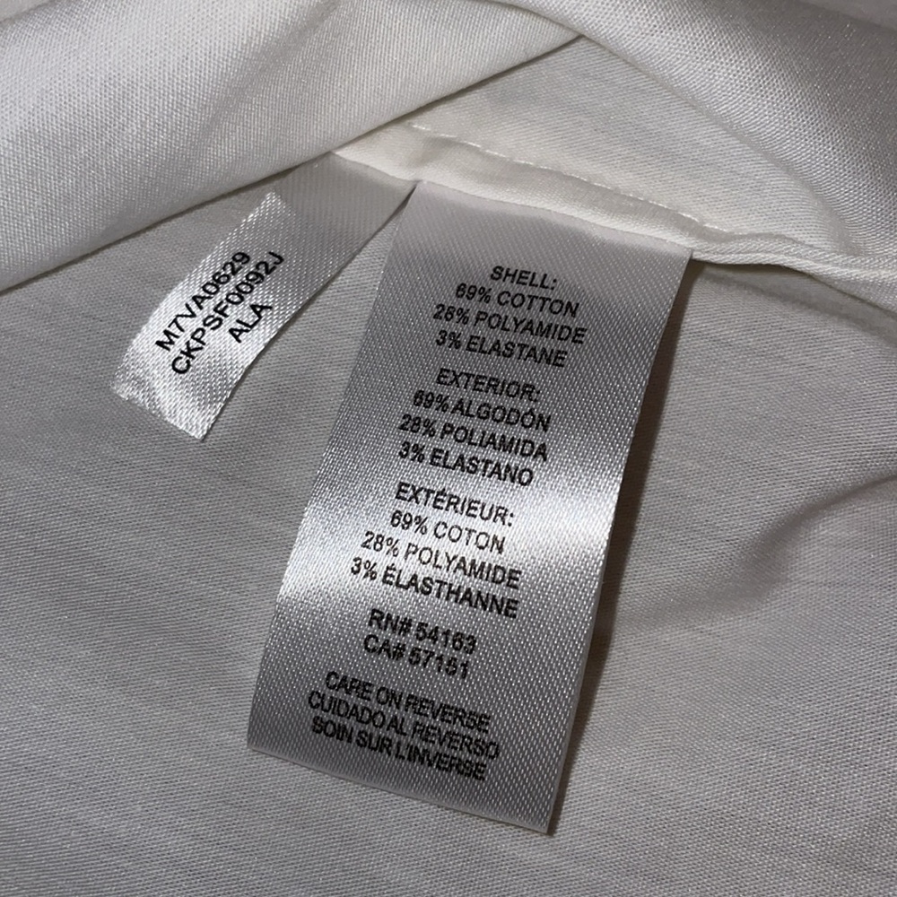 NWT CALVIN KLEIN Women’s 1/4 sleeve White Blouse.  Size S/P. - Picture 4 of 4